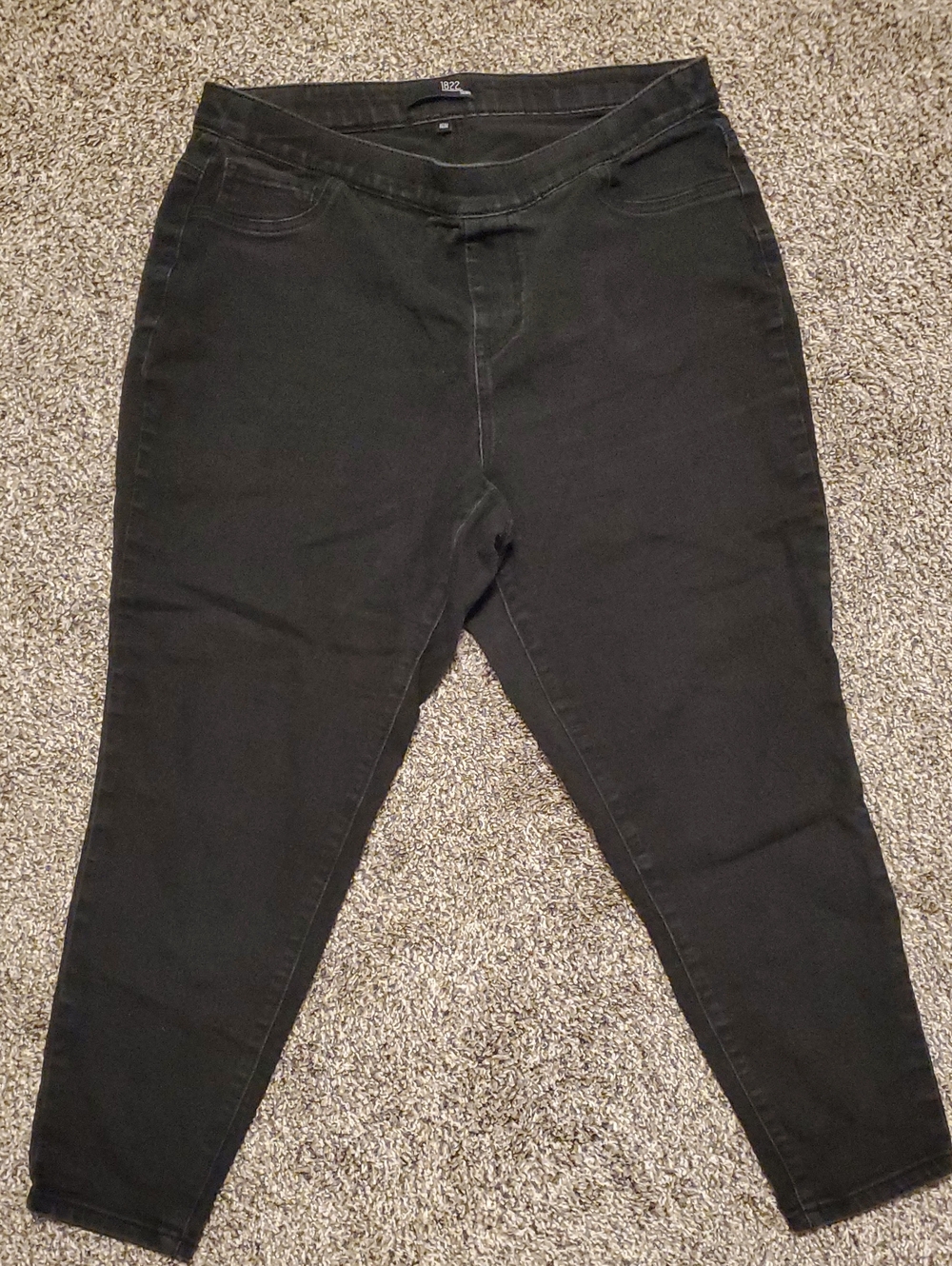 1822 Denim Women's Black Skinny Jeans - Stretch Fit